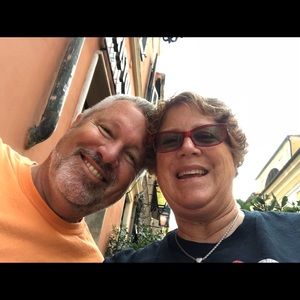 Meet your Posher, Loretta